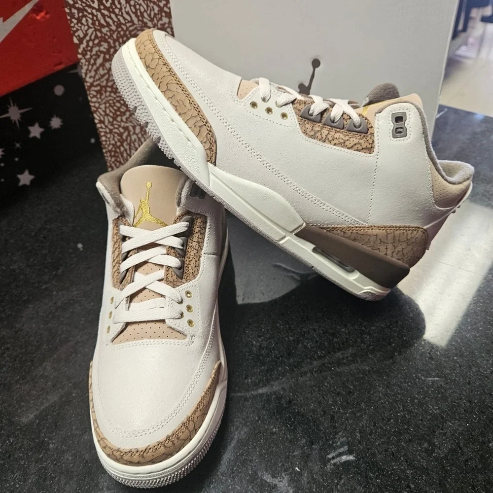 Sz 9.5 JORDAN 3 RETRO 'PALOMINO'